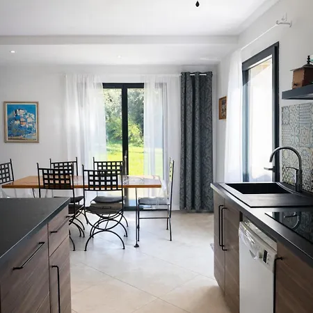 Maison Saint-francois 度假居 *